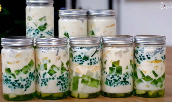Resep Es Campur Susu Melon, Minuman Simple dan Menyegarkan!
