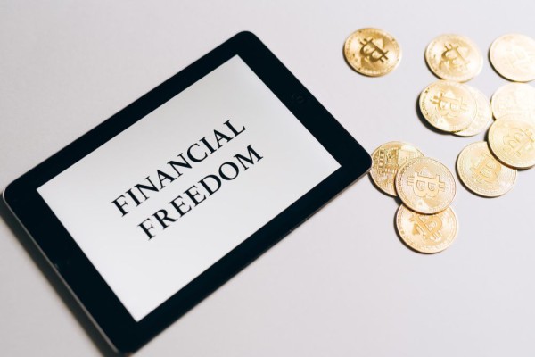 5 Tips Membangun Financial Freedom di Usia Muda, Auto Sejahtera!