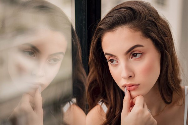 6 Fakta Mengejutkan Alasan Seseorang Terjebak dalam Overthinking