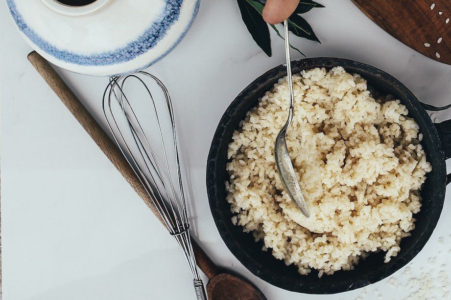 5 Tips Praktis Memasak Nasi Hainan Pakai Rice Cooker, Mudah!