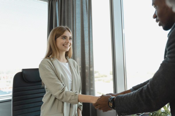 6 Tips Stay Calm Melawan Nervous saat Interview Kerja