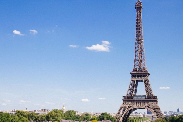 5 Fakta Menara Eiffel yang Harus Kamu Tahu, Punya Bunker Rahasia!