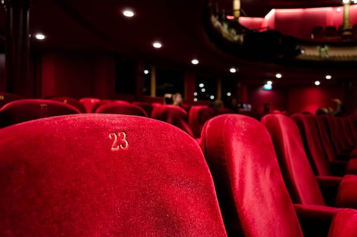 12 Etika Saat Nonton di Bioskop, Jangan Bikin Malu Diri Sendiri