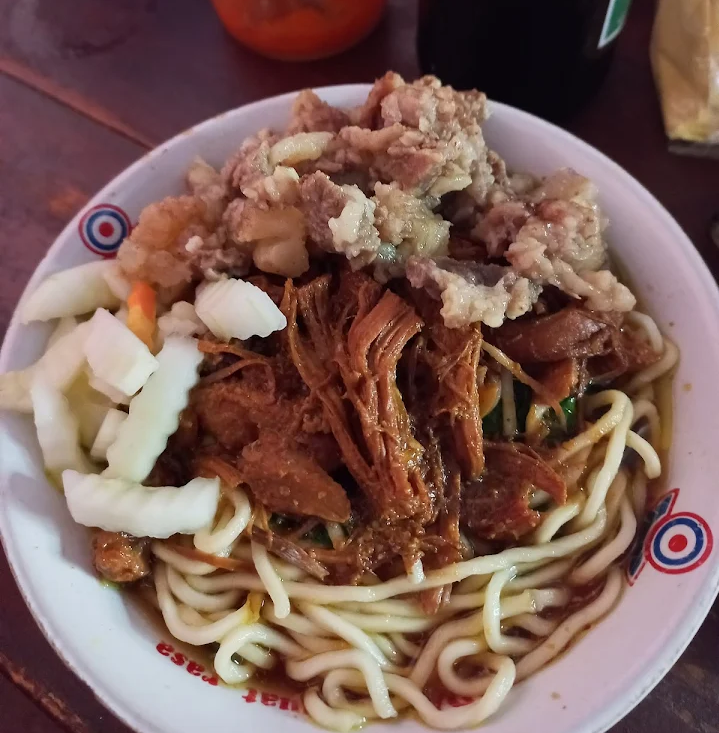 6 Tempat Makan Mie Ayam di Gunungkidul, Terkenal Enaknya!