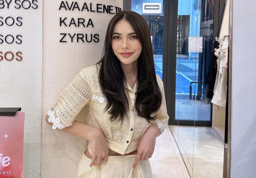 7 Fakta Charlotte Austin, Main Drama Bareng Mew Suppasit!