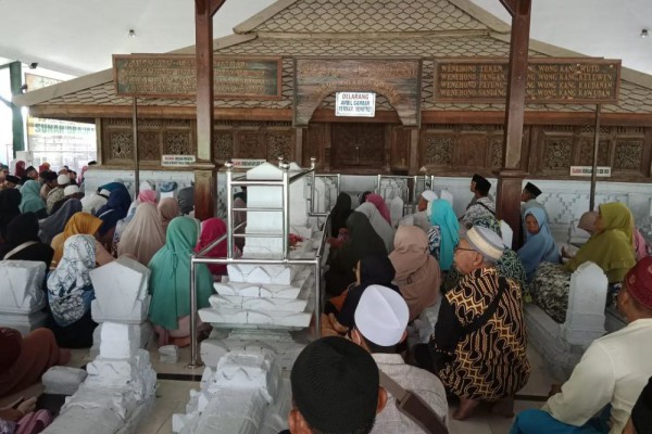 5 Wisata Religi di Lamongan, Cocok di Kunjungi saat Bulan Maulid