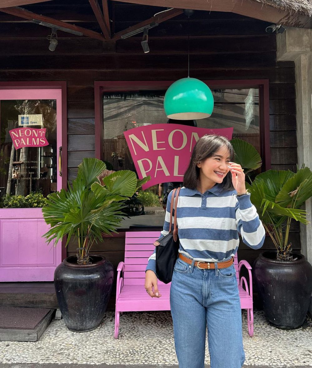 10 OOTD Nuansa Biru ala Selebgram Jesica Ceren, Chic dan Stylish!