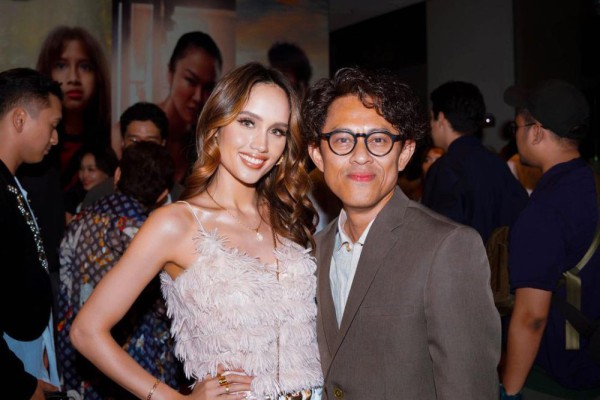 7 Momen Cinta Laura Hadiri Gala Premier Film Petualangan Sherina 2