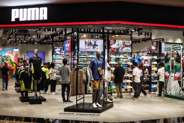 Gerai PUMA di PIM 2 Punya Tampilan Baru, Kece dengan Mural Lokal!