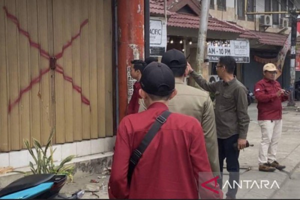 Pemkot Samarinda Bongkar Ruko untuk Buka Akses Jalan ke RTH