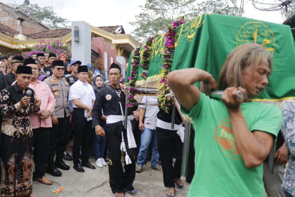 Korban Ricuh Pesilat di Taiwan Asal Trenggalek Dimakamkan