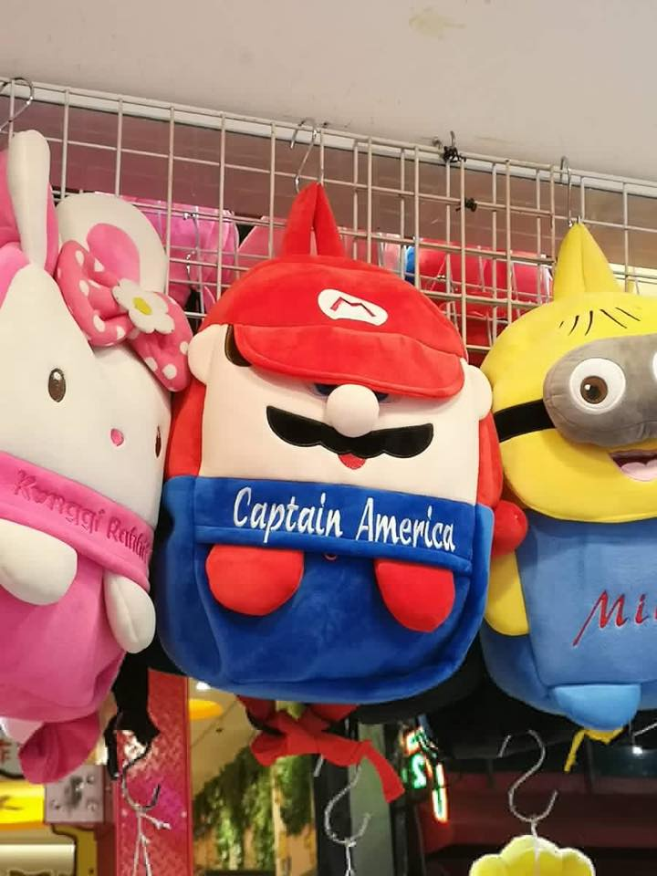 10 Mainan Captain America Bentuk Nyeleneh, Ngakak pol!