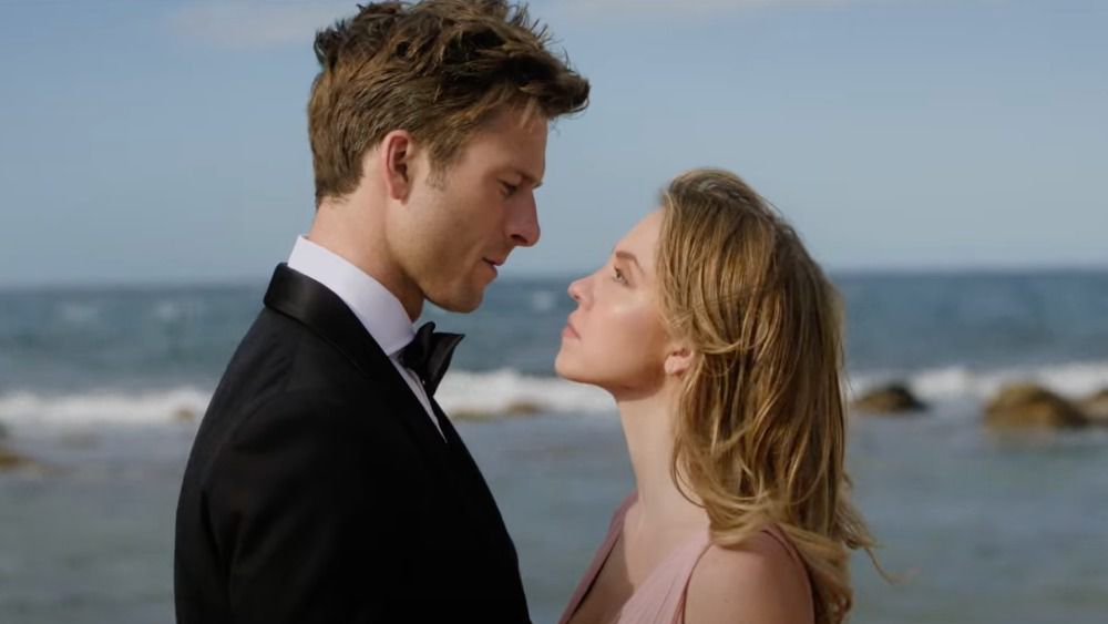 5 Film Romance yang Dibintangi Glen Powell, Terbaru Anyone But You