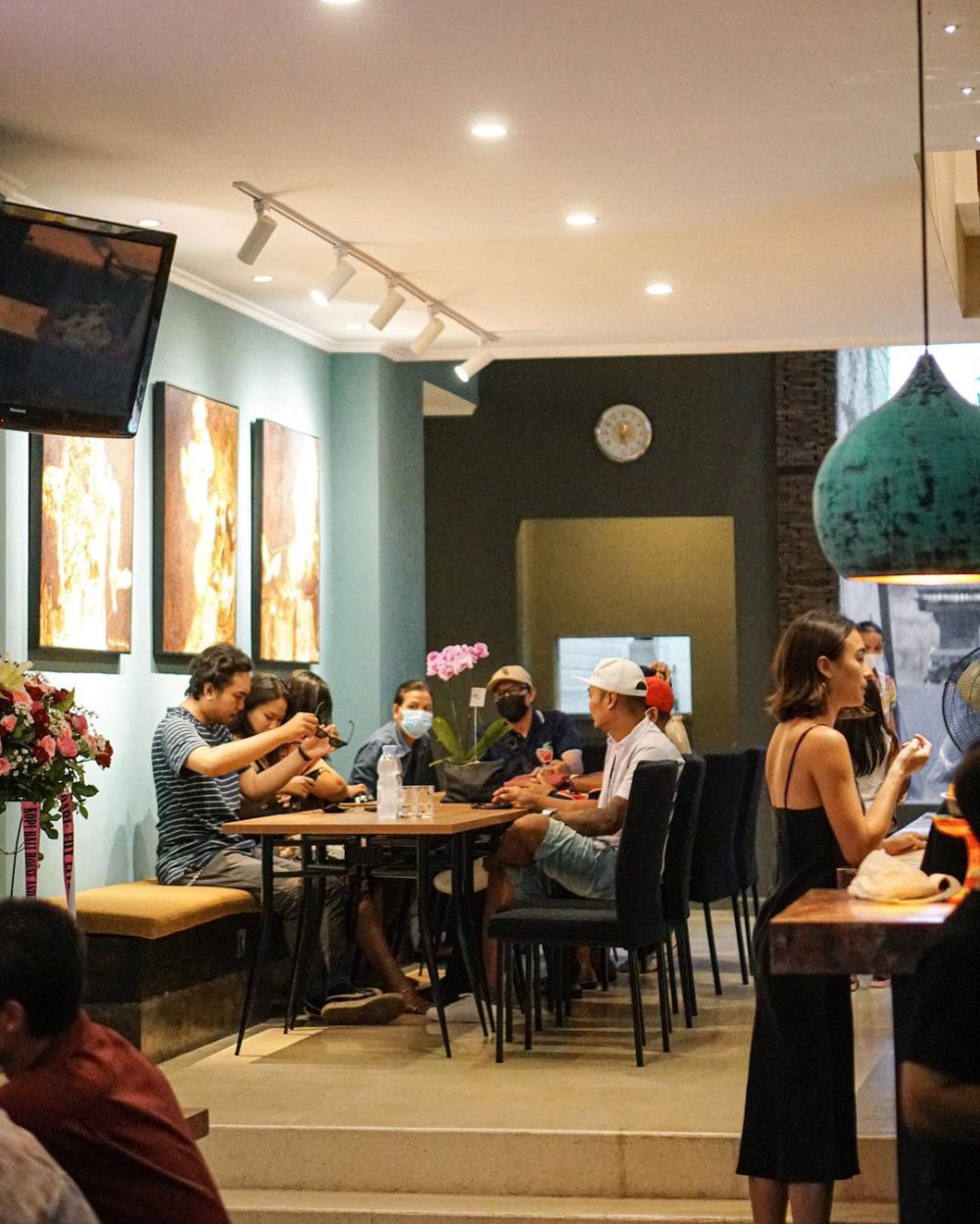 Kopi Bali House Sanur, Coffee Shop & Ruang Seni yang Menarik