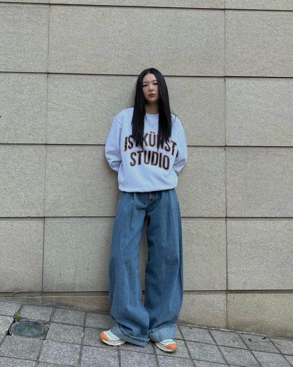 11 Mix and Match Loose Jeans ala Seulgi Red Velvet, Chill Abis! 