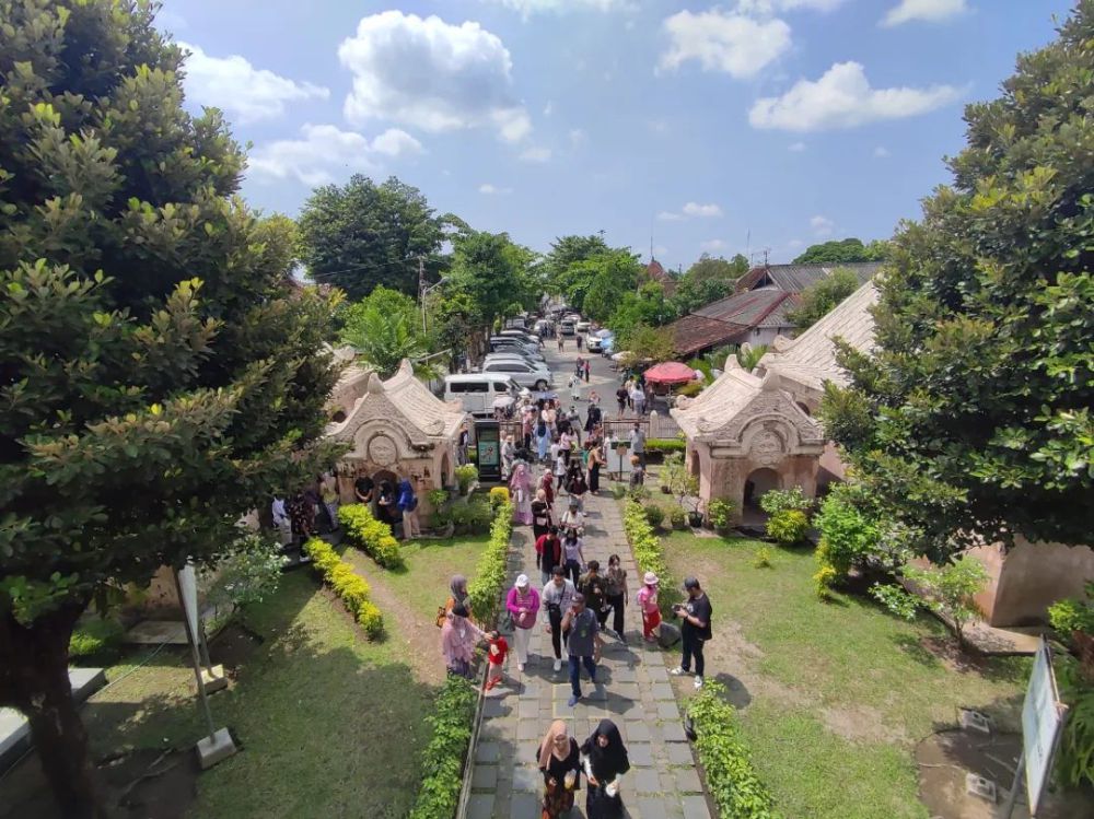 14 Destinasi Wisata Sumbu Filosofi Yogyakarta, Seru Sambil Gowes