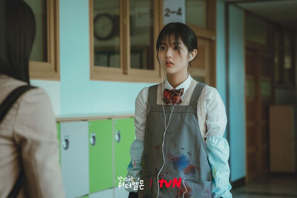 8 Lika-liku Kehidupan Yoon Chung Ah di Twinkling Watermelon