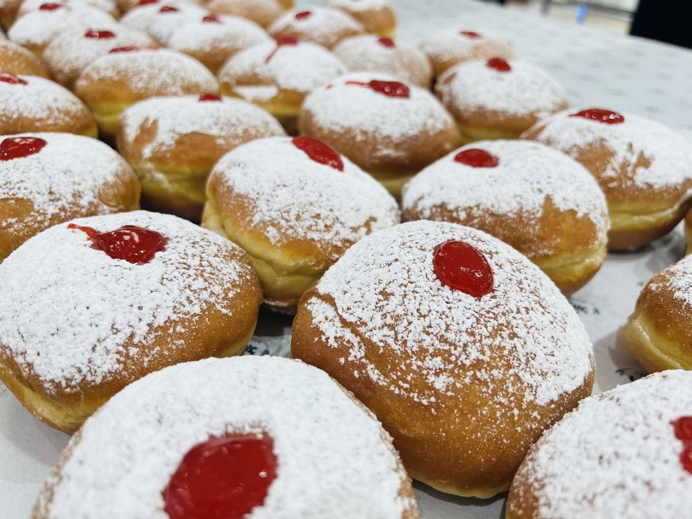 7 Macam Topping Donat Jadul, Cita Rasa Klasik Bikin Ketagihan