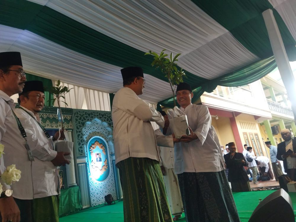 Anies Jawab Menag yang akan Batasi Kampanye di Ponpes