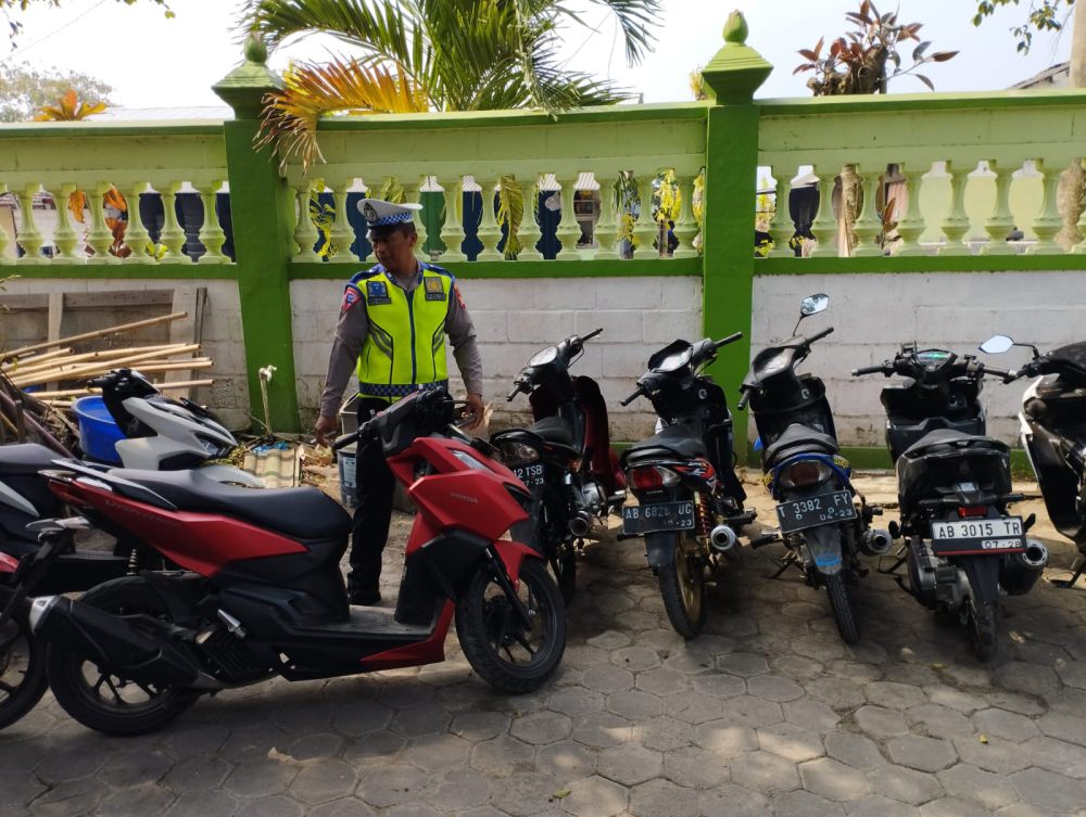 Razia di SMA 1 Kretek Bantul, 31 Sepeda Motor Siswa Langgar Aturan