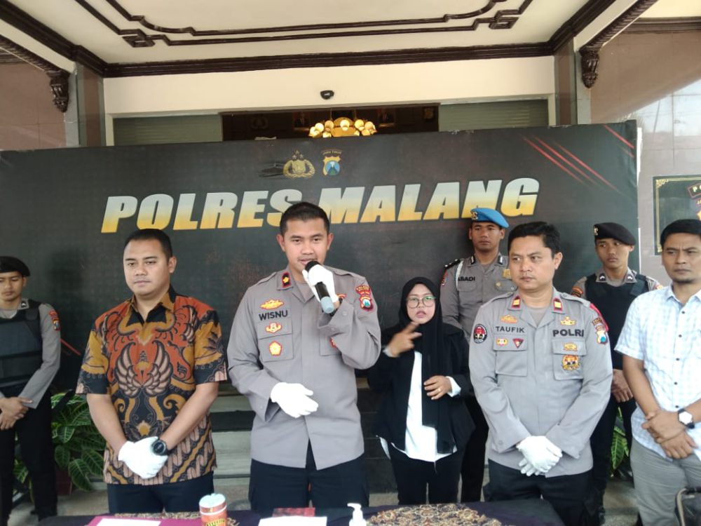 Begini Tampang Pelaku Pembacokan Tetangga di Malang