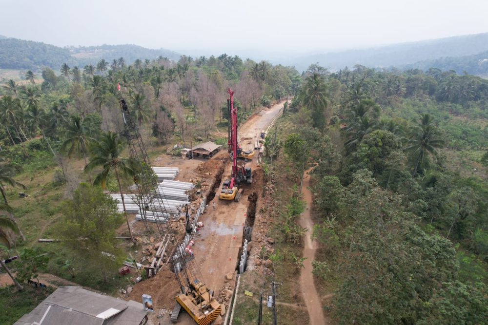 Tanjakan Maut Bangangah Pandeglang Direkonstruksi 45 Persen