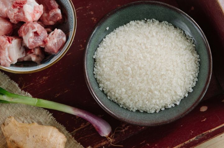 Resep Nasi Ayam Hainan Rice Cooker yang Rasanya Enak dan Mudah!