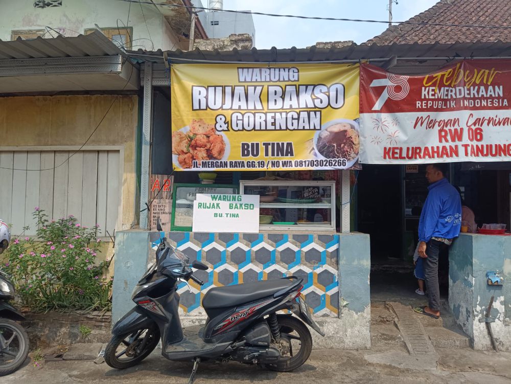 Menikmati Sajian Bakso Rujak di Malang