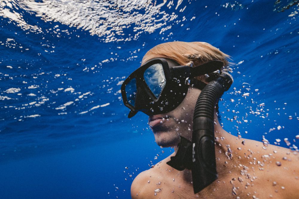 8 Manfaat Snorkeling yang Bisa Bikin Kamu Jatuh Cinta Lautan