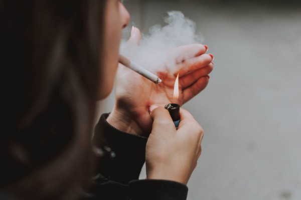 PM Inggris Rishi Sunak Usul Naikkan Usia Legal Perokok Setiap Tahunnya