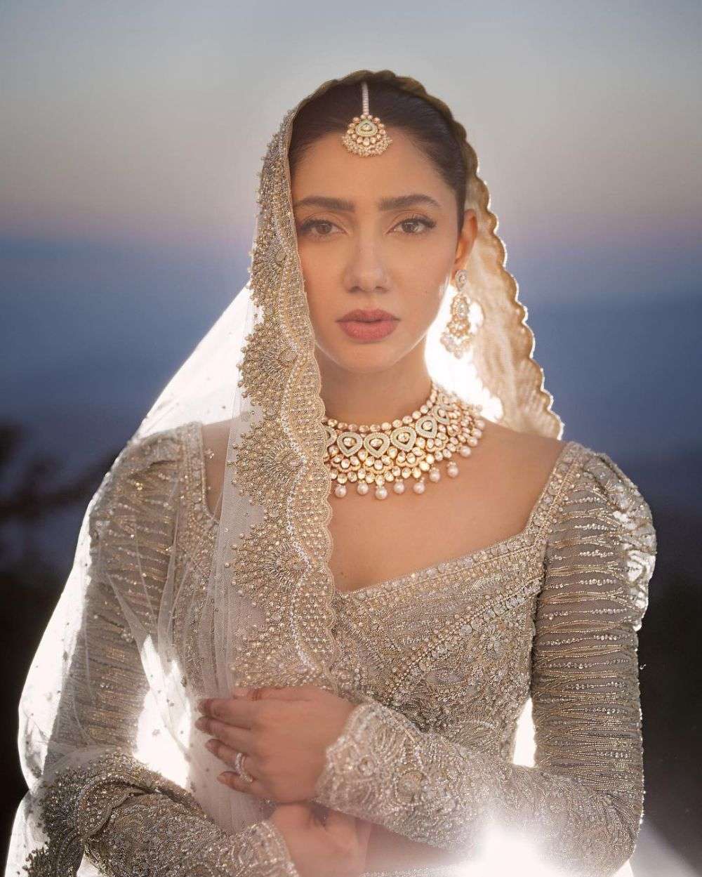 7 Momen Sakral Pernikahan Mahira Khan