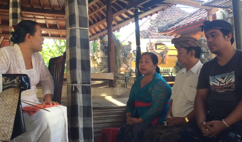 5 Prosesi Mengurus Orang Meninggal Secara Hindu di Bali