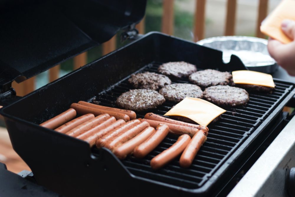 10 Tips Grilling Barbecue untuk Pemula, Lezat dan Antigosong!