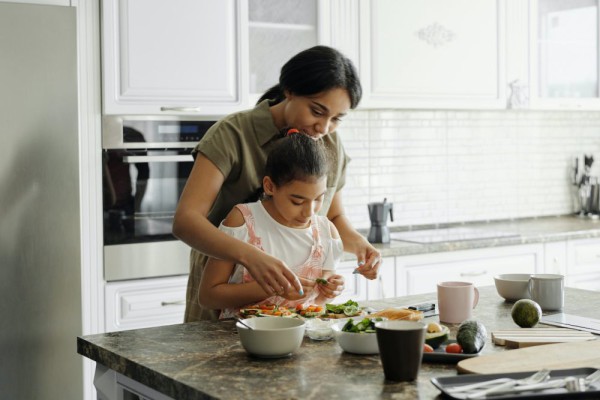 5 Tips Memasak Cepat untuk Ibu Pekerja, Kurangi Stres