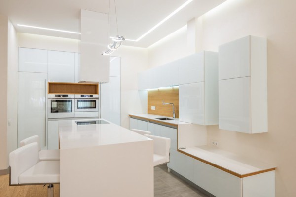 5 Tips Menata Dapur Sempit agar Terlihat Lebih Luas dan Rapi