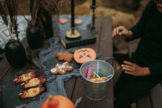 5 Ide Aktivitas Seru Untuk Cowok Saat Halloween, Cobain Bro!