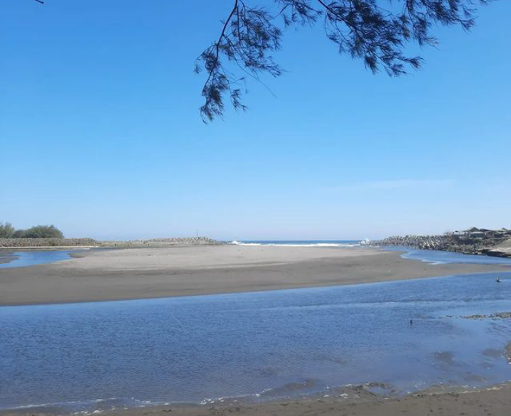 Pantai Ketawang Purworejo, Tempat Wisata Lokal yang Menyejukkan Mata