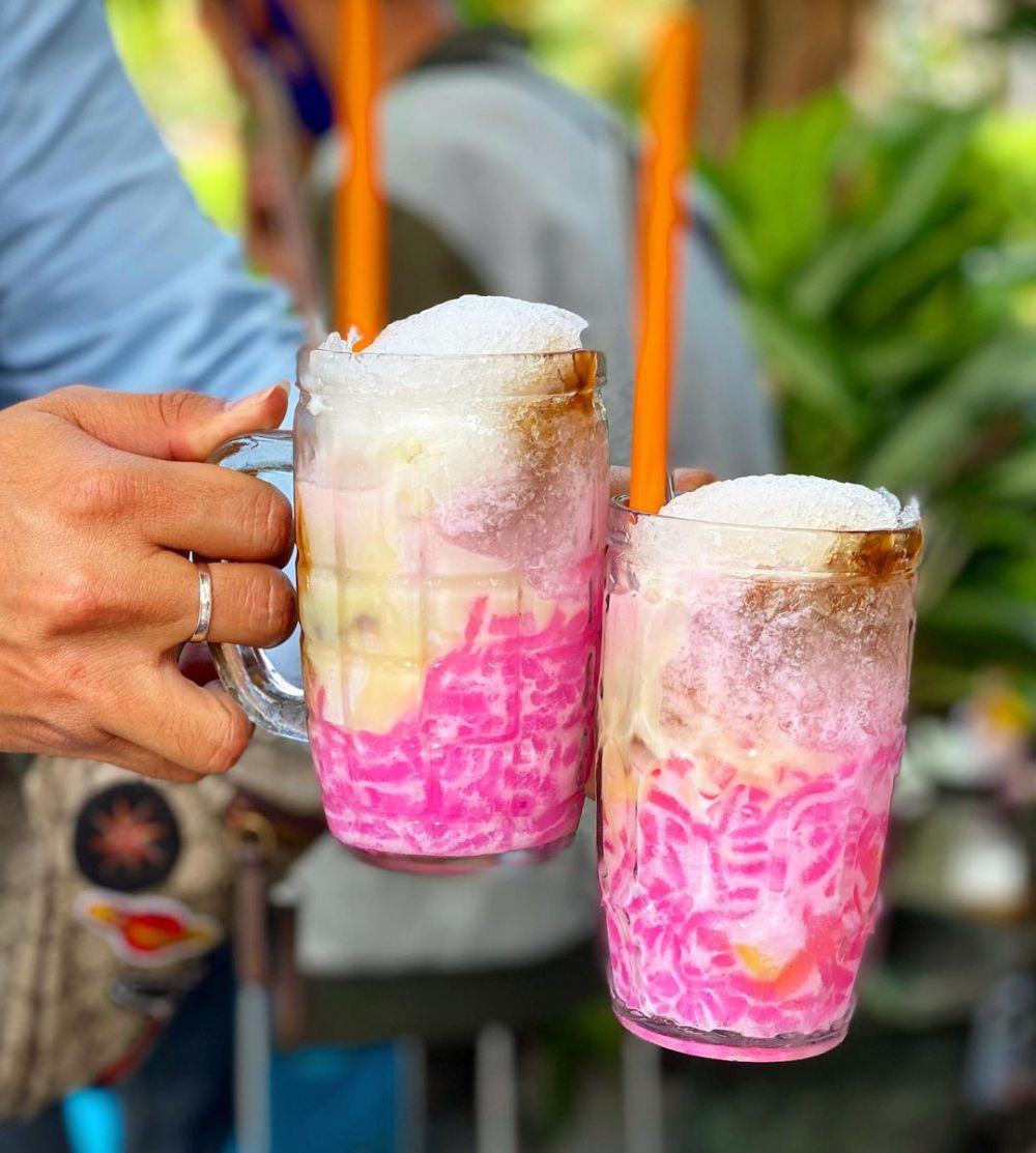 7 Tempat Minuman Es di Surabaya, Seger Rek!