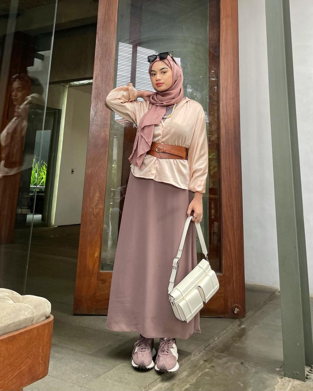 9 Ide Ootd Hijab Feminin Ala Adiva Selsa Manis Sekali