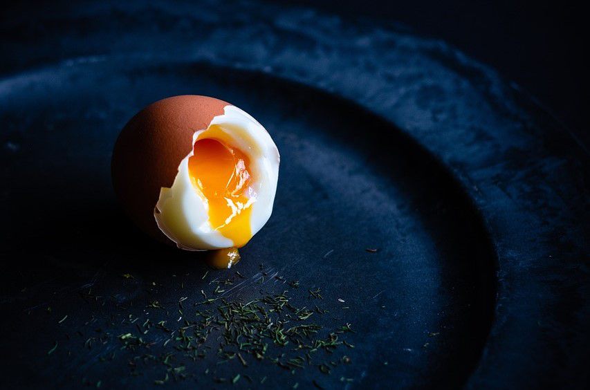 Cara Merebus Telur Setengah Matang yang Benar