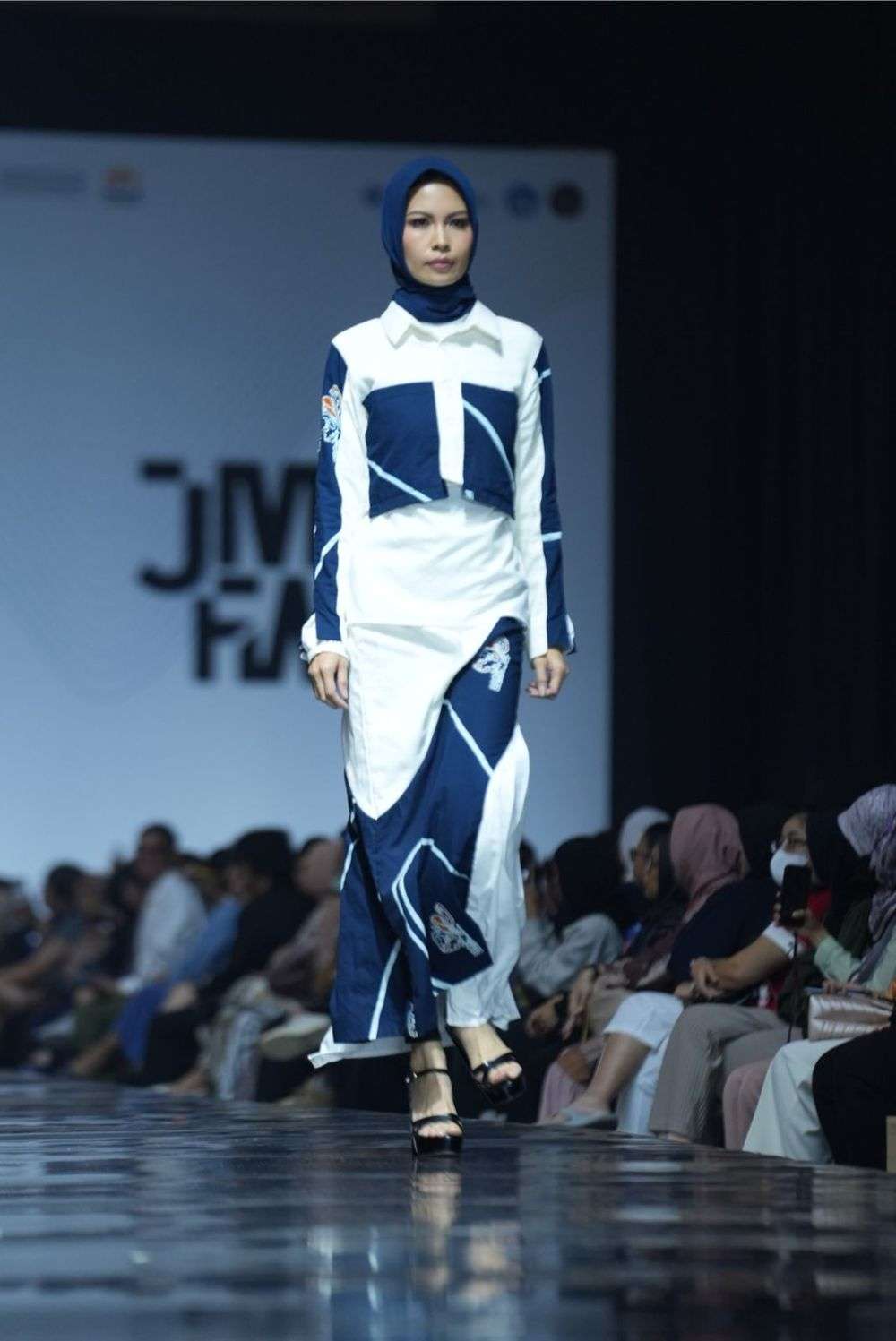 24 Koleksi Modest Fashion APR Di JMFW 2024, Ready To Wear!