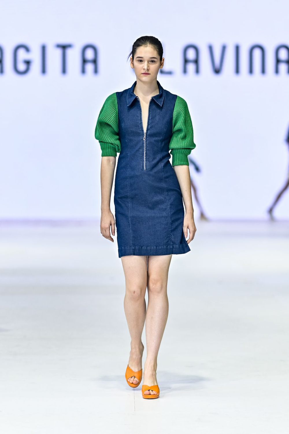12 Koleksi Brand Fashion Nagita Slavina di JFW 2024, Trendi!