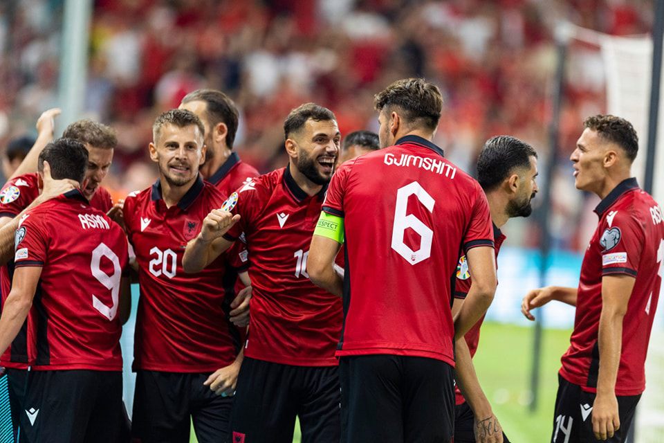Футбол албания 1. Албания Чехия.