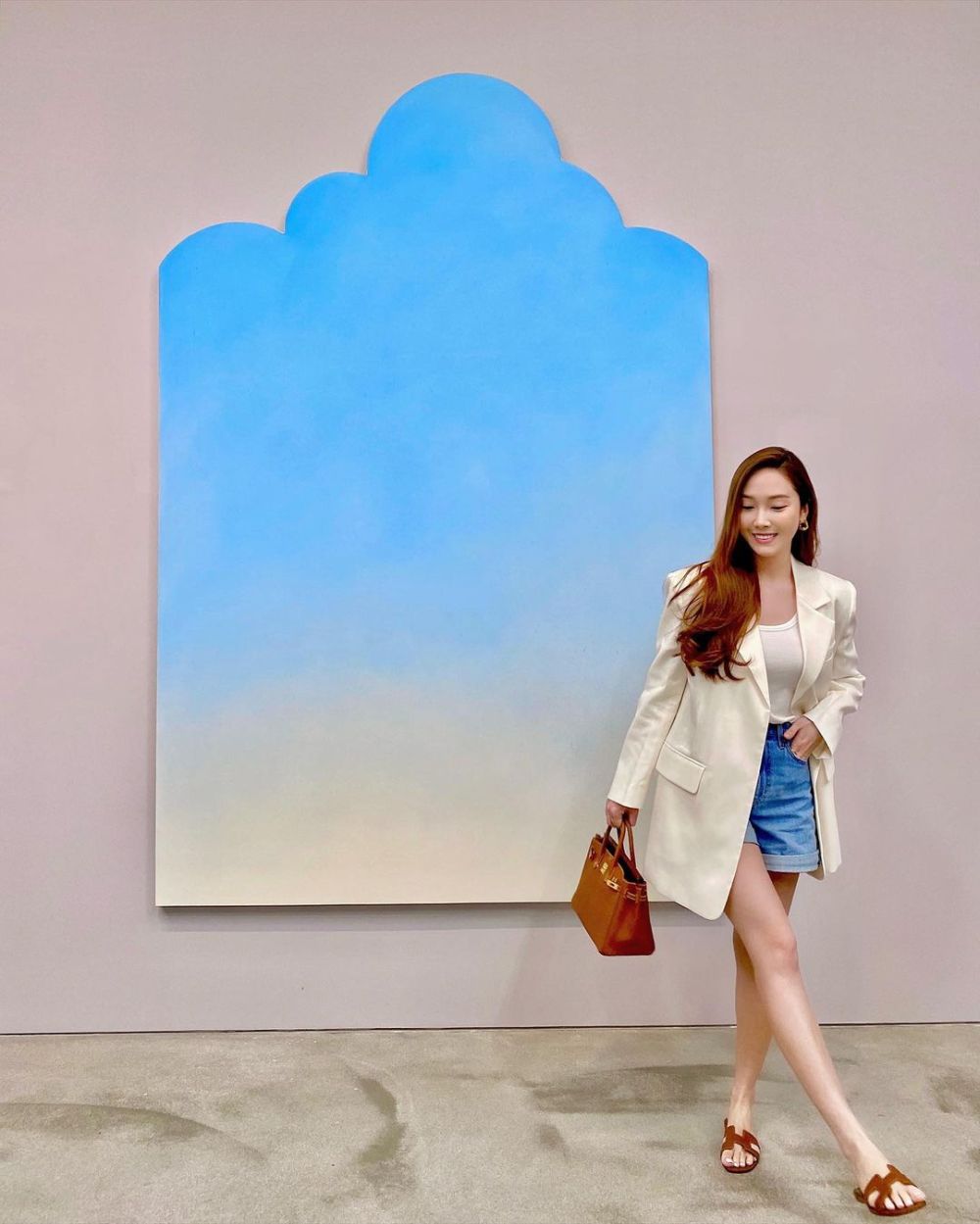 11 Ide OOTD Pakai Blazer ala Jessica Jung yang Chic dan Modis!