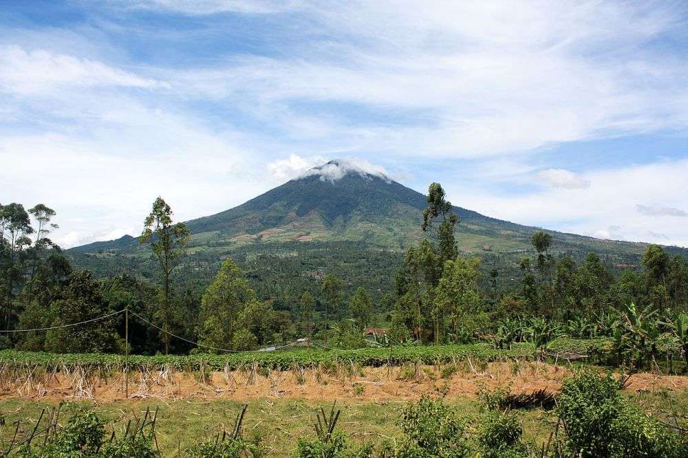 7 Gunung Tertinggi Di Jawa Barat YangJadi Favorit Pendaki