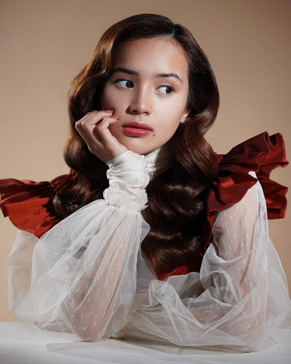 Beby tsabina hot photoshoot - kangta kpop