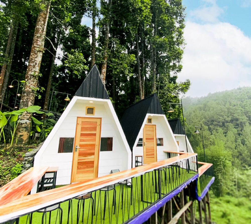 20 Info Kurara Forest di Batang, Villa Nuansa Modern di Tengah Hutan