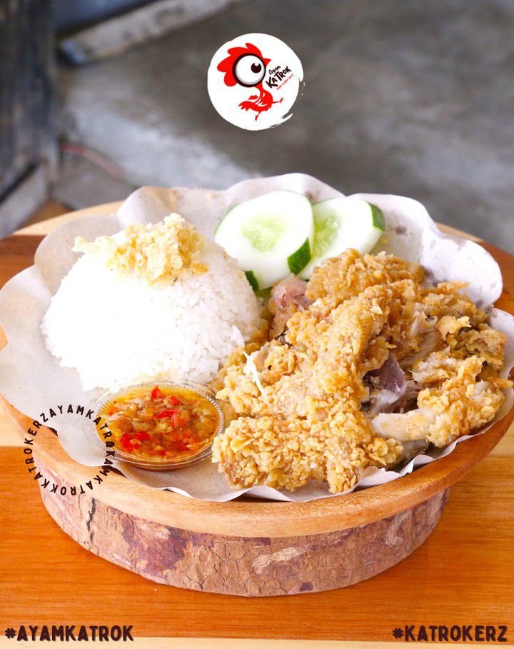 8 Rekomendasi Ayam Geprek di Surabaya, Pedas Nampol