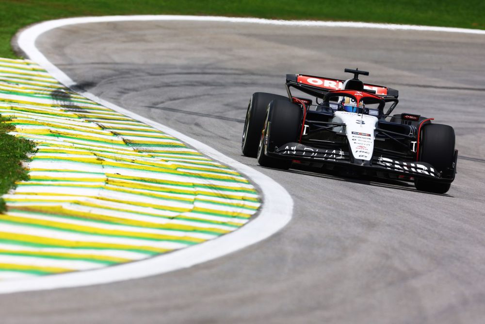 Daniel Ricciardo Lega Lolos dari Insiden Main Race Formula 1 GP Brasil