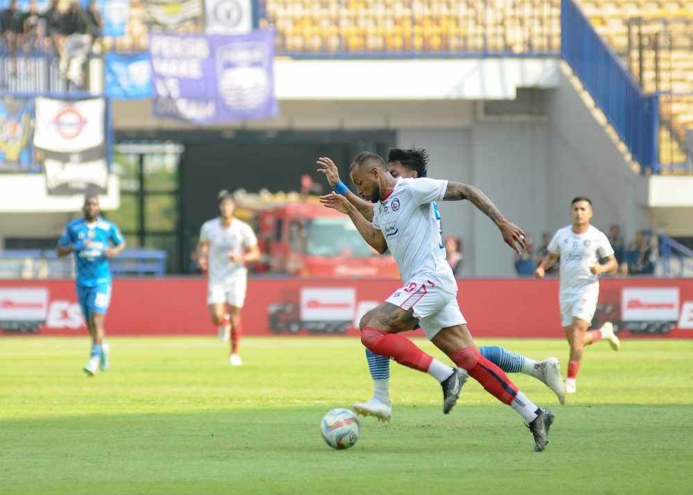 Tahan Imbang Persib, Fernando Valente Puji Perjuangan Anak Asuhnya